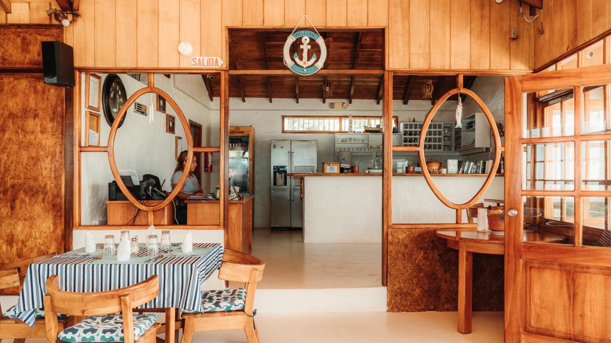 Isamar Hotel Puerto Villamil Dış mekan fotoğraf