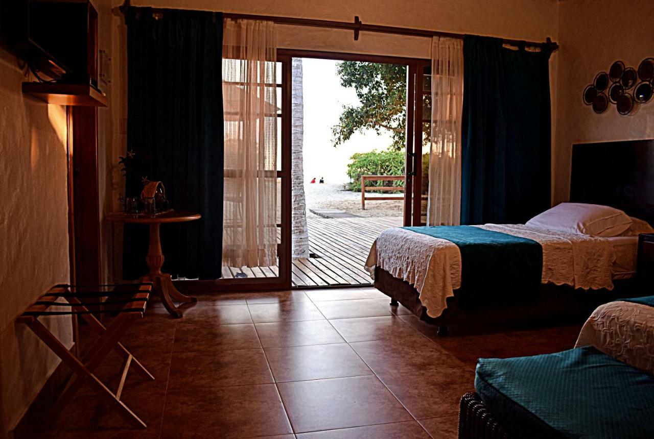 Isamar Hotel Puerto Villamil Dış mekan fotoğraf